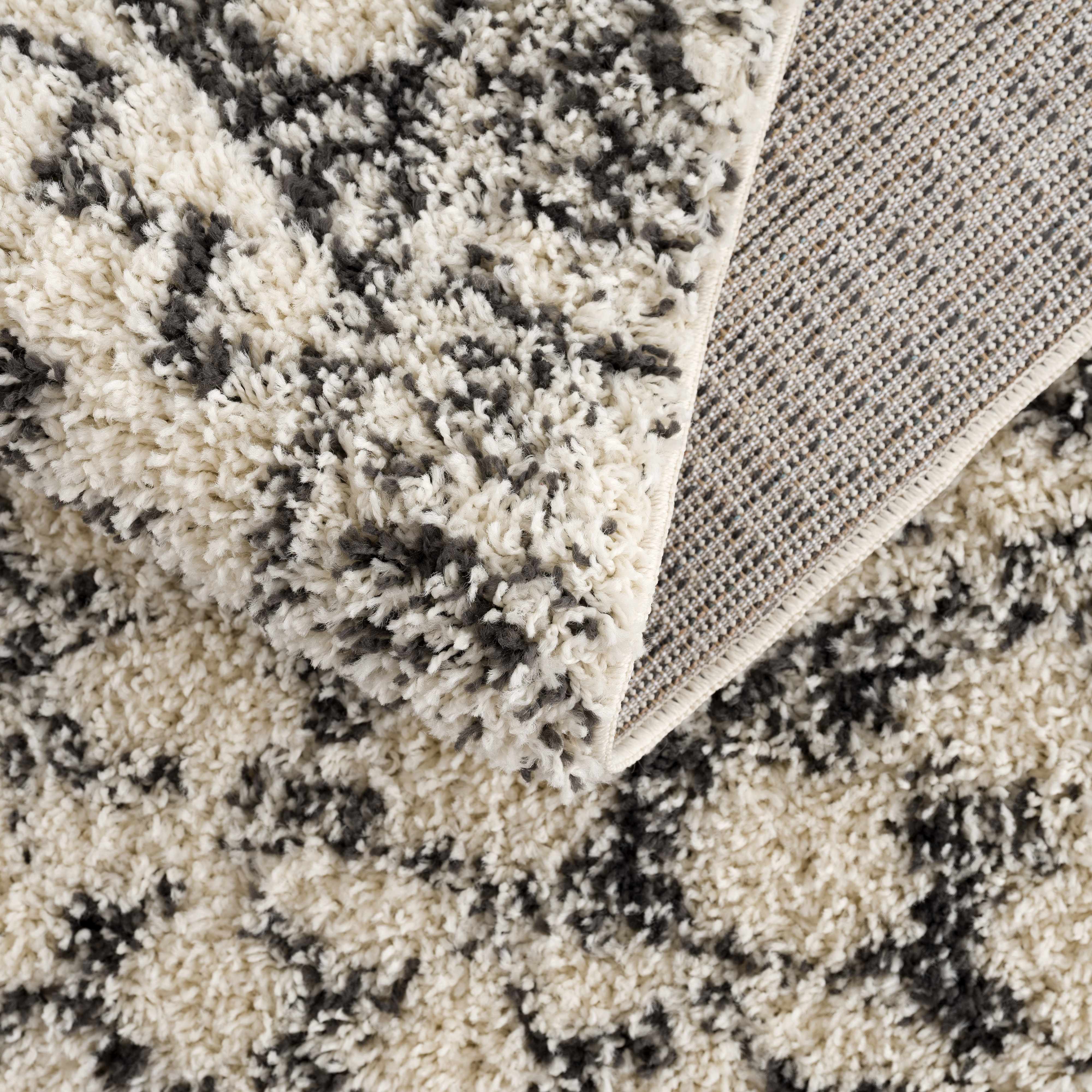 Buan Area Rug - Clearance - Bibenanova