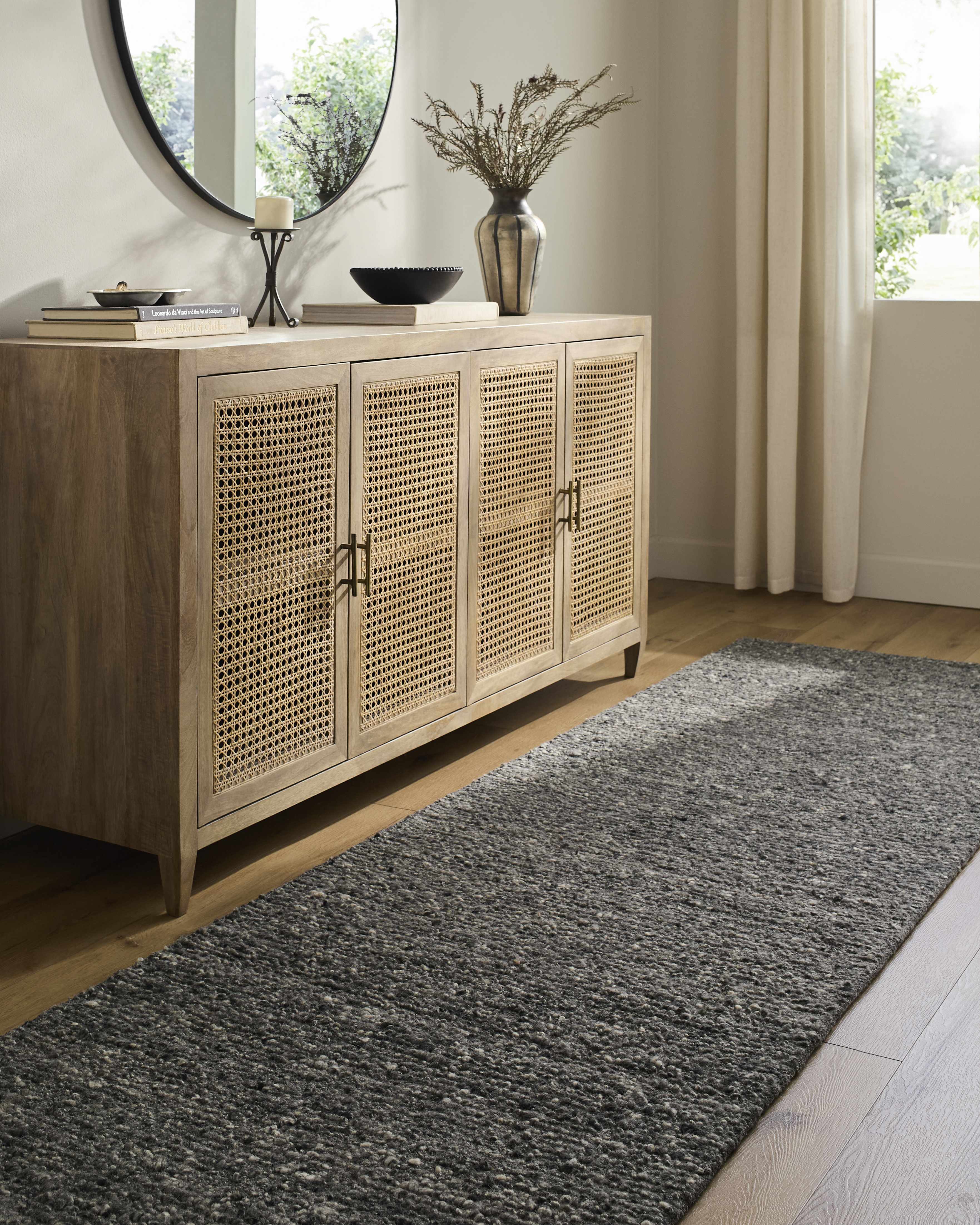 Winta Black Wool Area Rug - Bibenanova