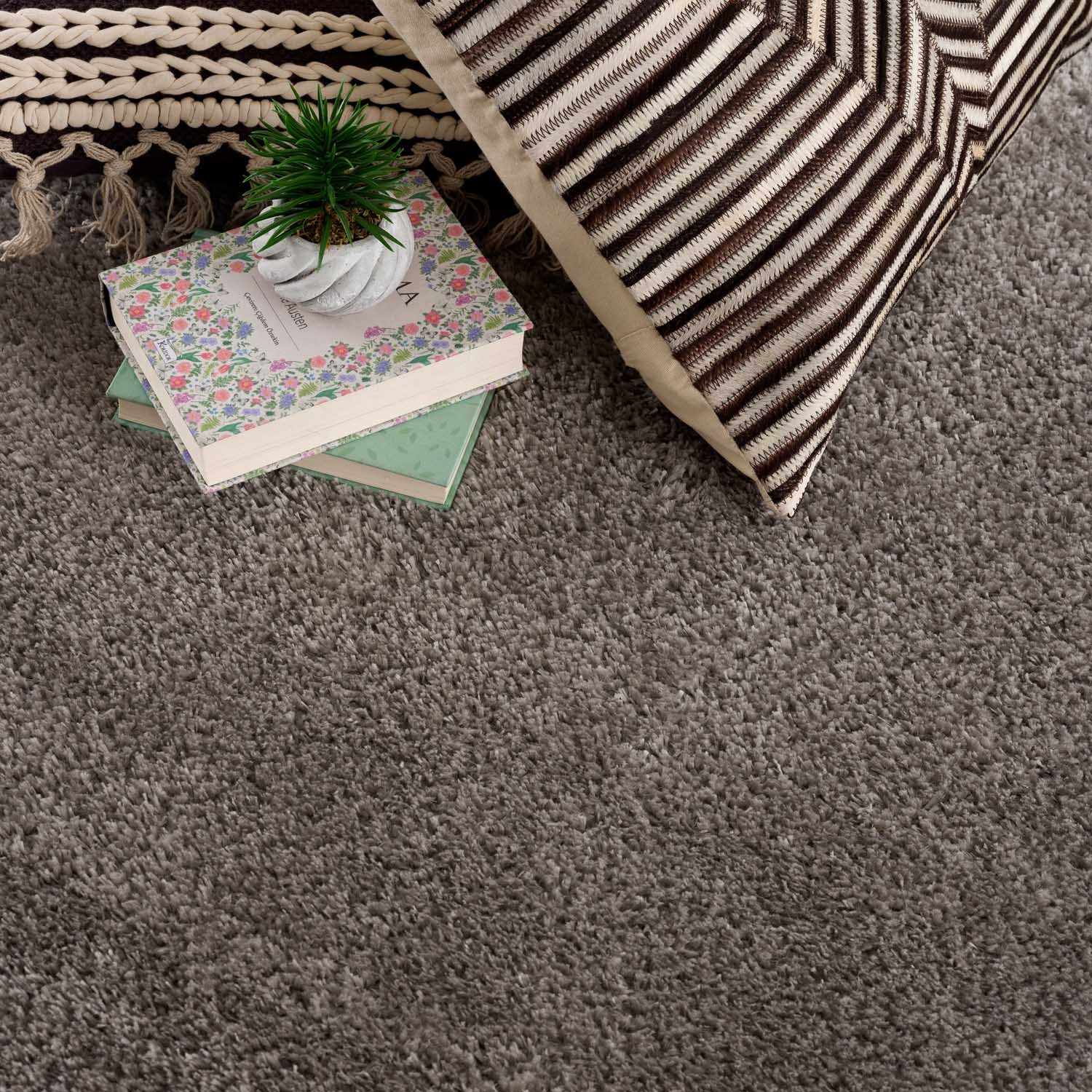 Heavenly Solid Gray Plush Area Rug - Bibenanova