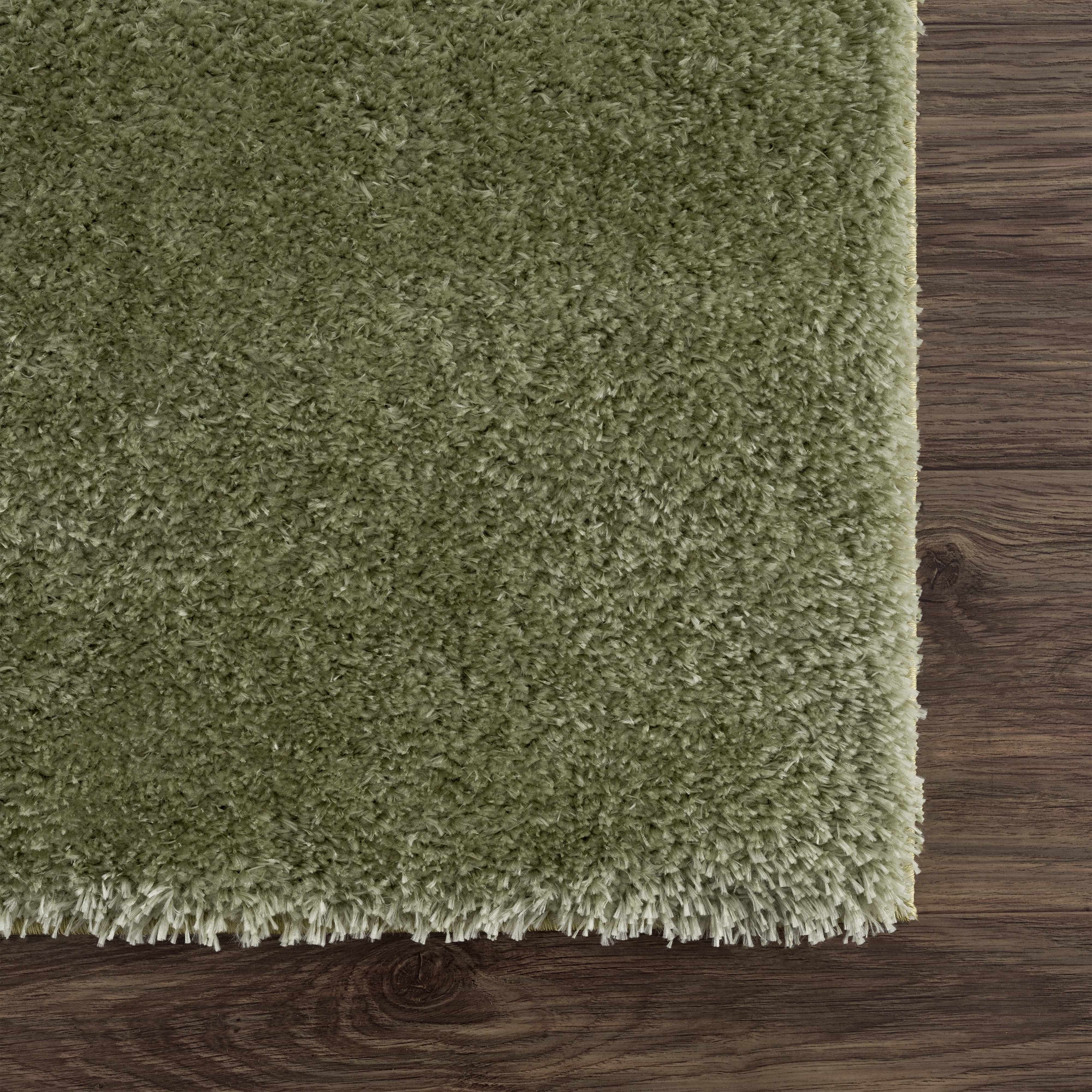 Heavenly Solid Green Plush Rug - Clearance - Bibenanova