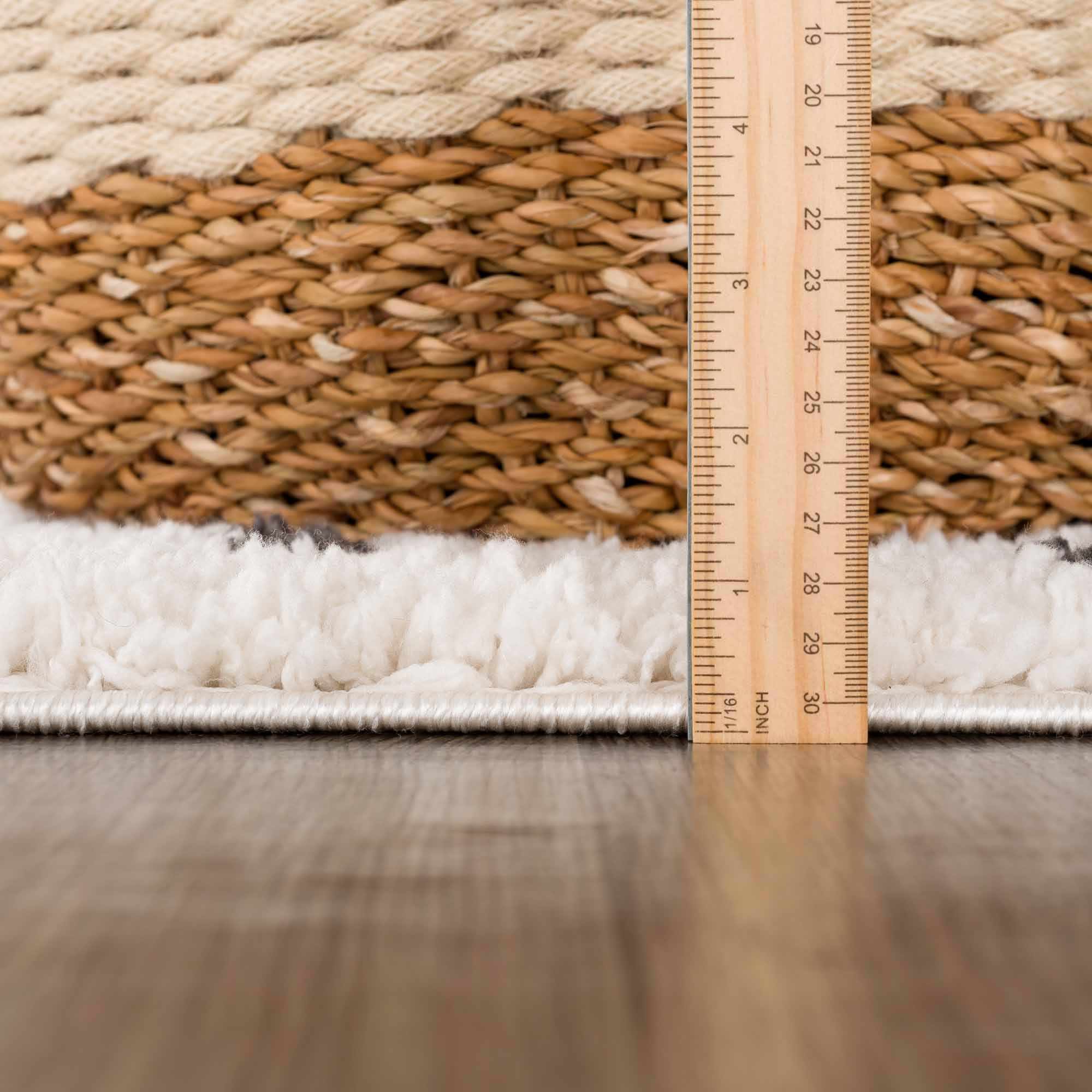 Chaia Dotted Black & White Plush Rug - Bibenanova