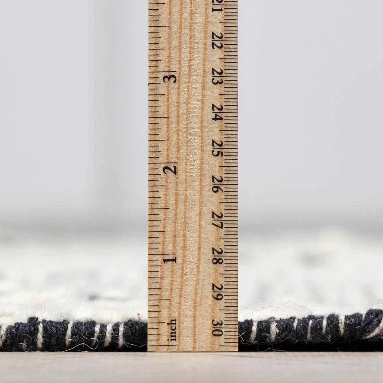 Brownhills Cream&Black Trellis Cotton Area Rug - Bibenanova