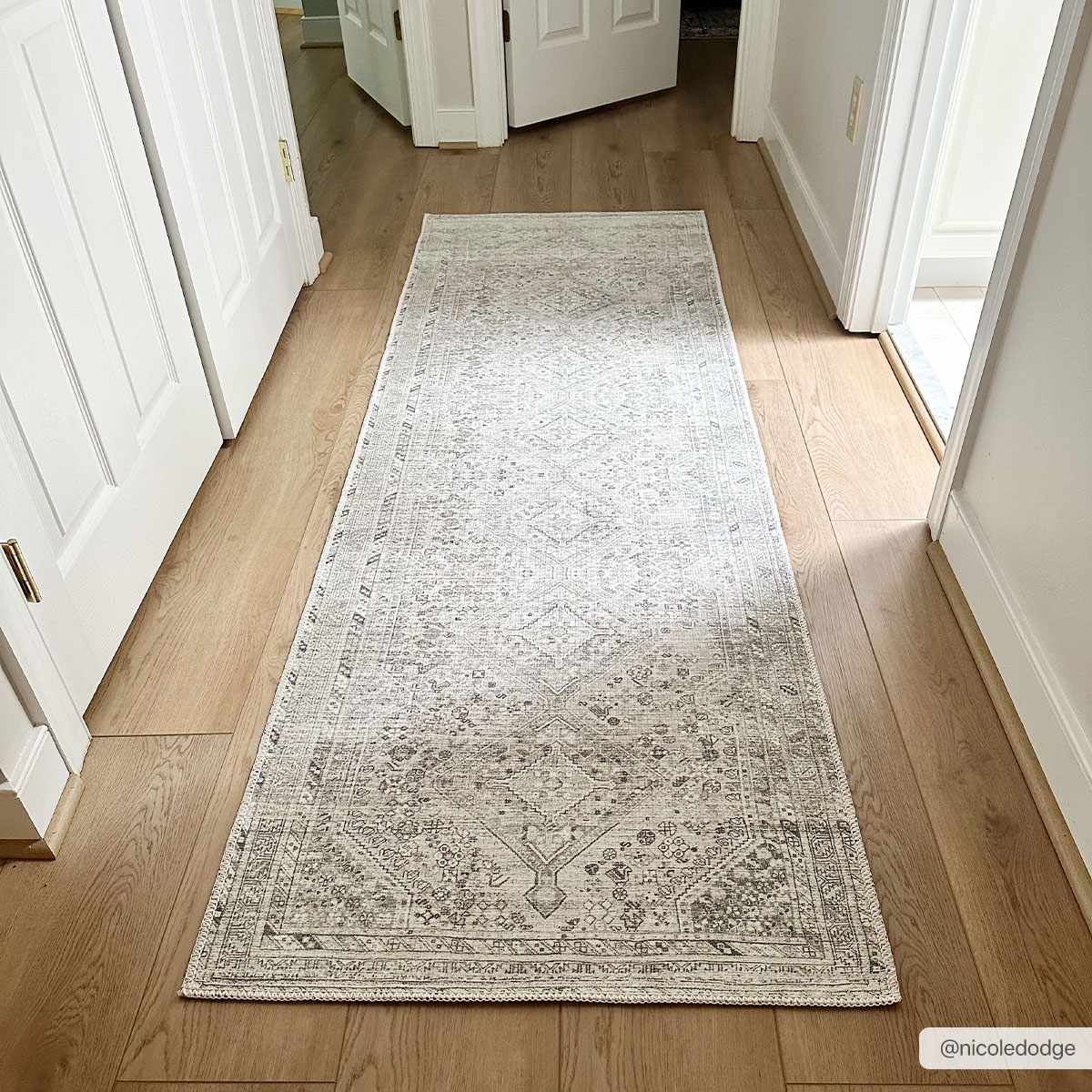Barny Sage Flat Pile Washable Rug - Bibenanova