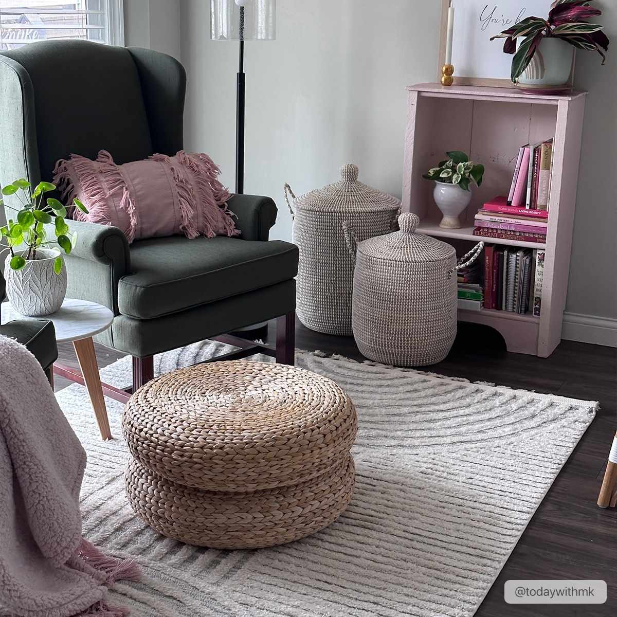 Dauin 3D Rainbow Area Rug with Tassels - Bibenanova