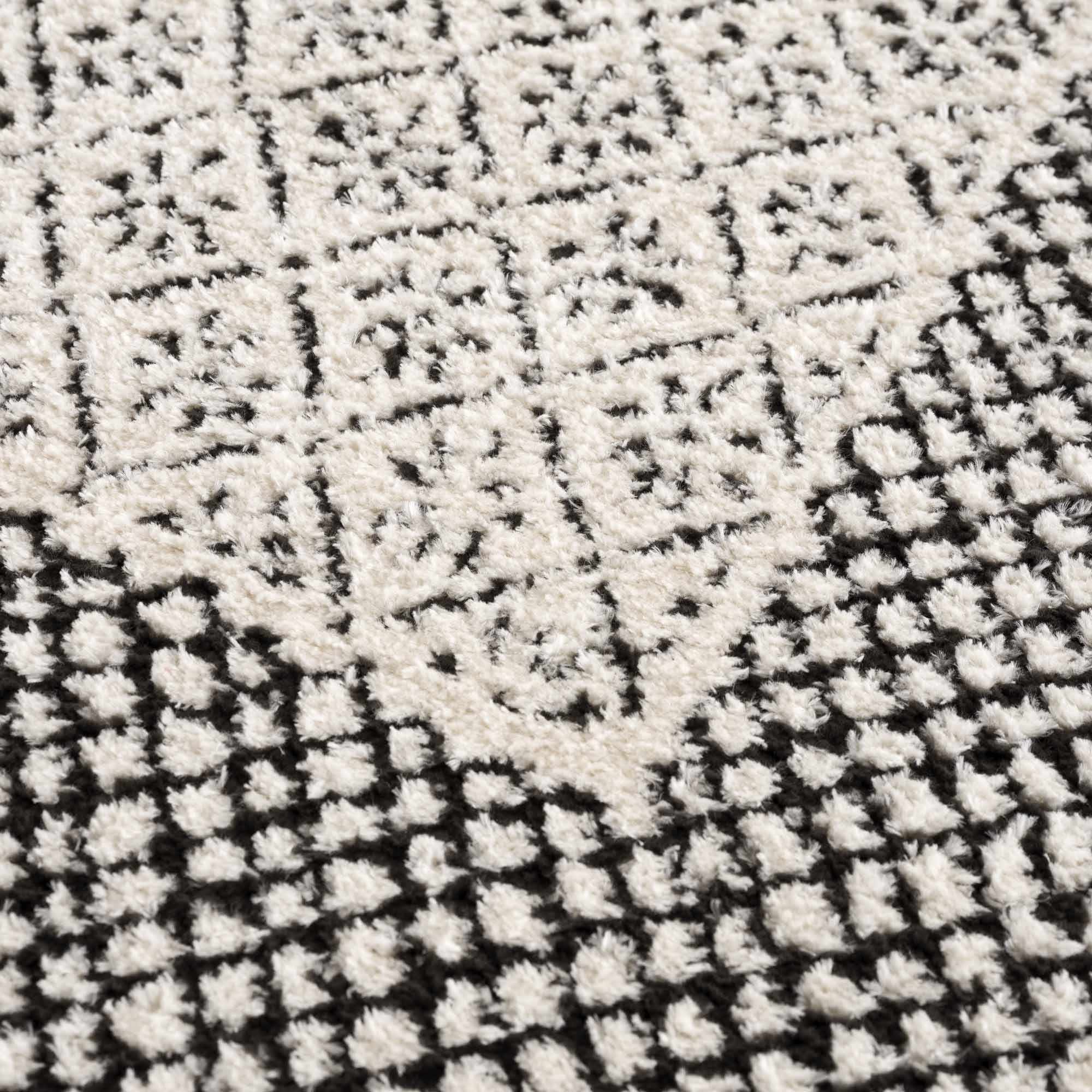 Julio Area Rug - Clearance - Bibenanova