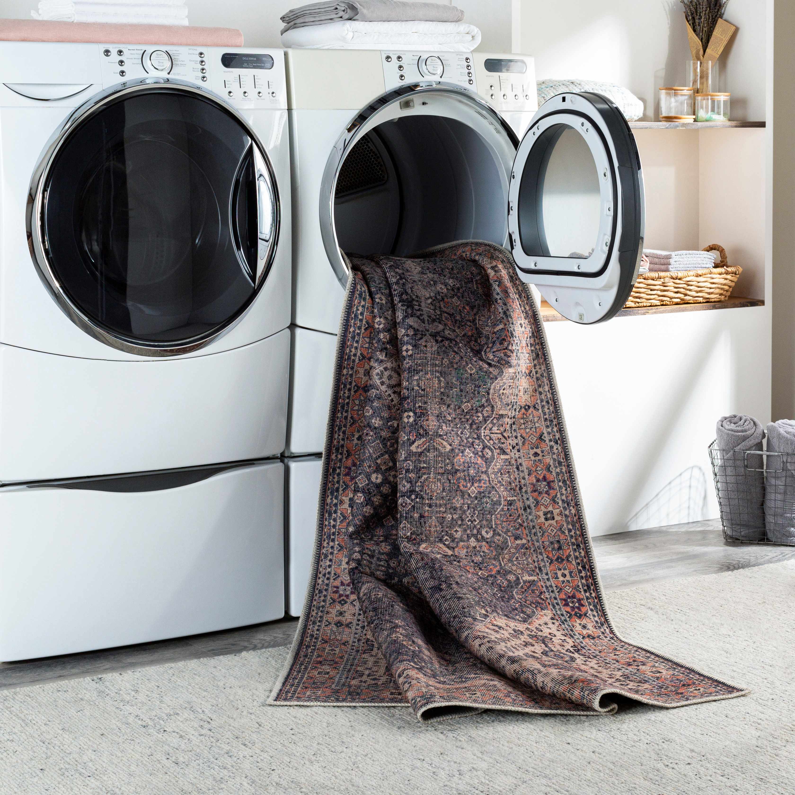 Kittrell Vintage Flat Pile Washable Rug - Clearance - Bibenanova