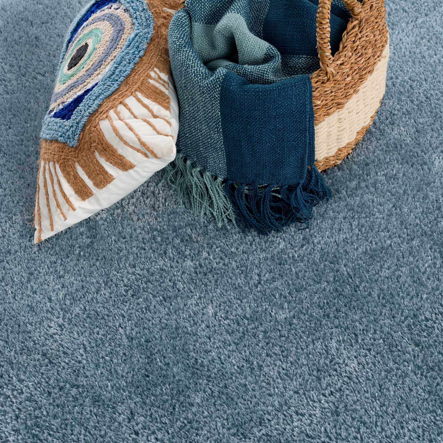 Heavenly Solid Blue Plush Rug - Clearance - Bibenanova