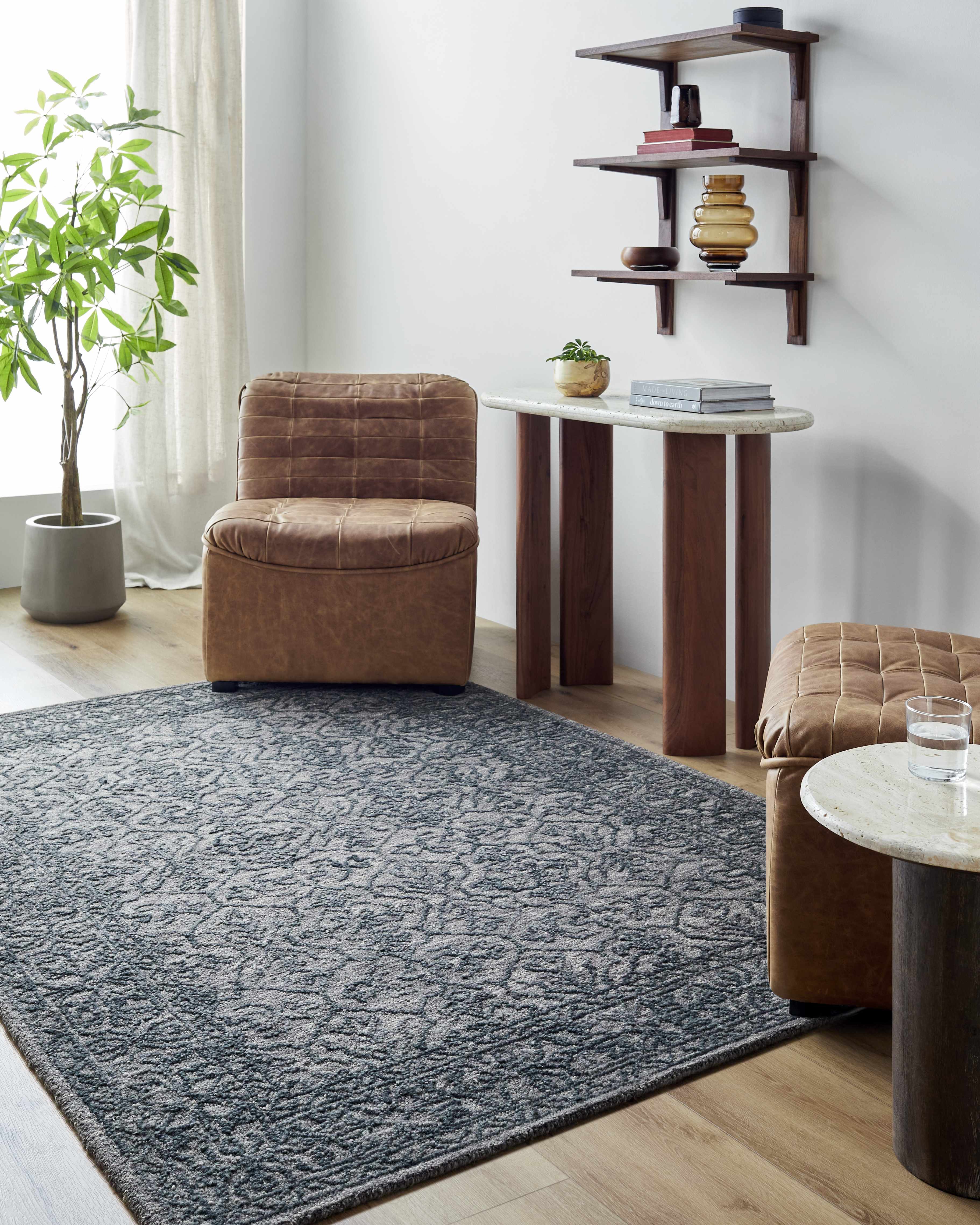 Yadid Black Wool Area Rug - Bibenanova